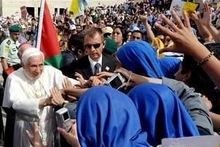 Benedicto en Jordania