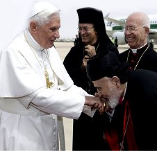 Cristianos reciben al Papa